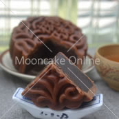 核桃巧克力 Chocolate Lotus Paste Mooncake with Walnuts